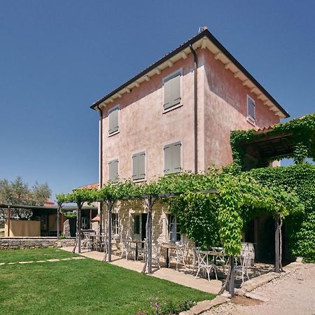 Winery Cuj Bed & Breakfast Vilanija Eksteriør billede